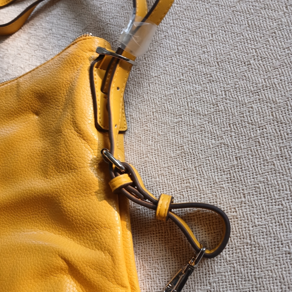 a new day ♡ faux leather bucket bag yellow spring easter boho sunshine festival - Picture 3 of 8